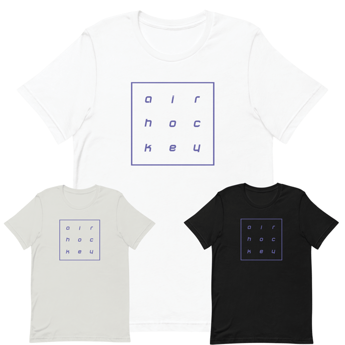 box logo tee